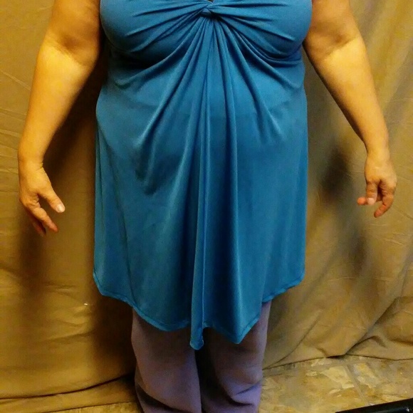 Dress - Picture 1 of 4